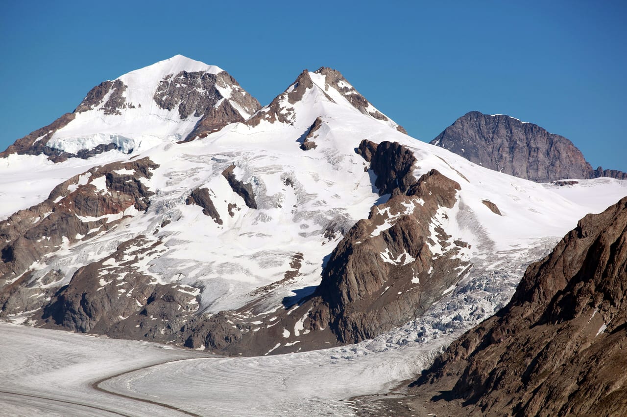 Glacier d'Aletsch, Suisse, glacier et montagne
