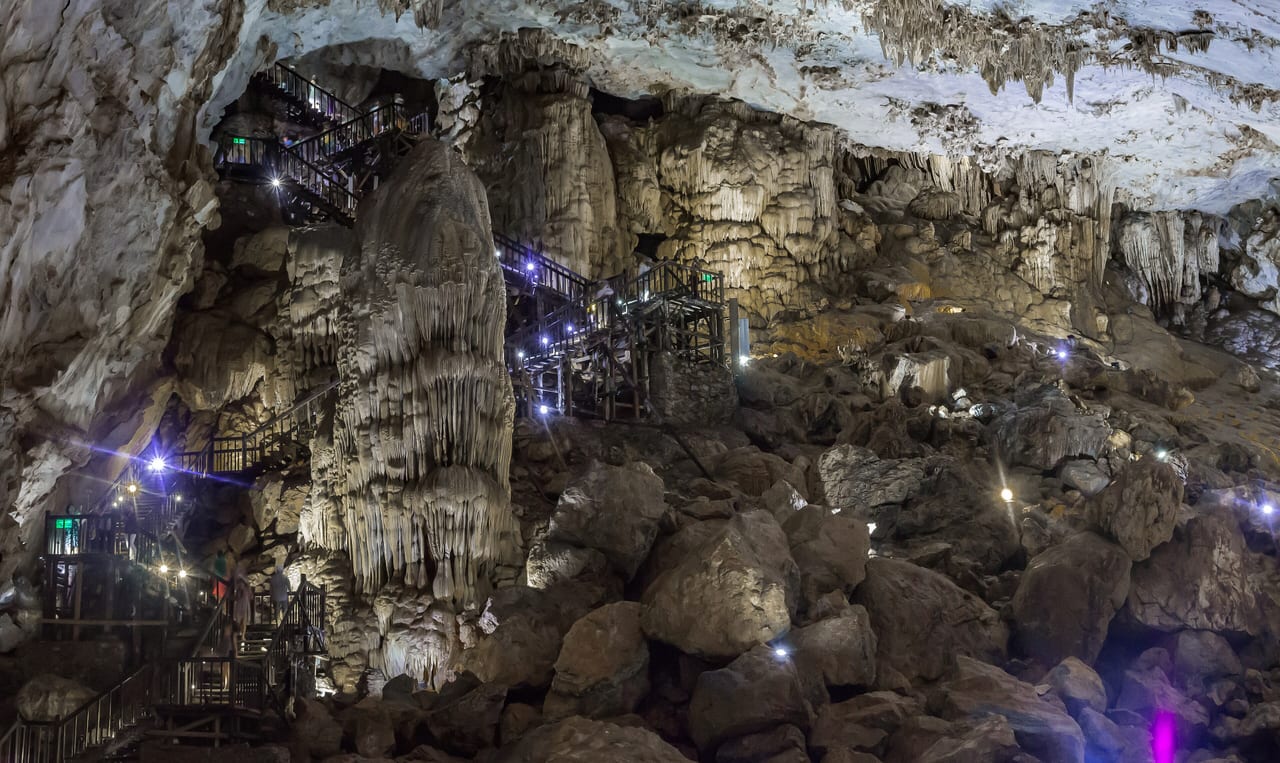 Phong Nha-Kẻ Bàng et la grotte de Sơn Đoòng, Viêt Nam, grotte et karst